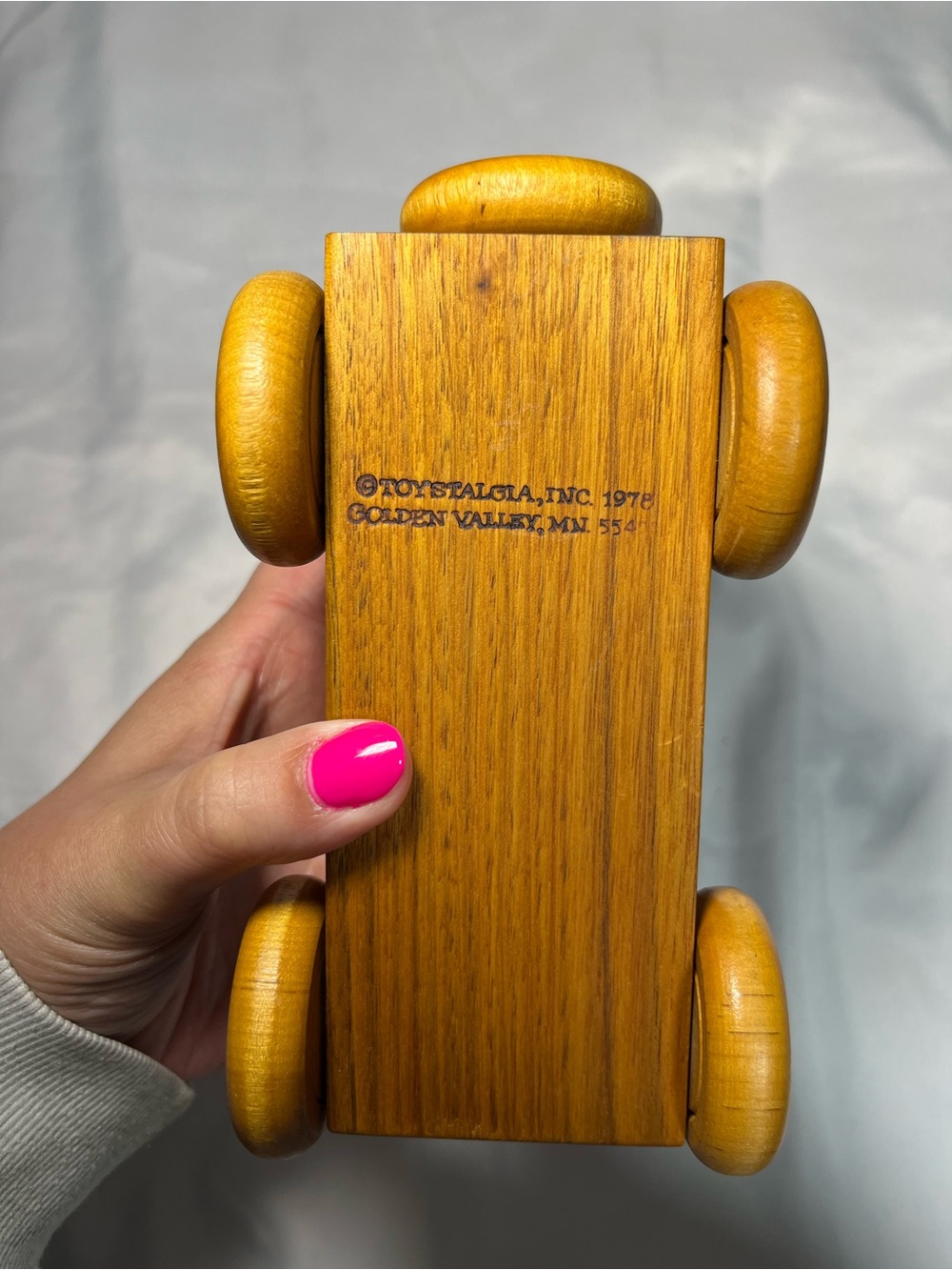 Vintage 1978 Toystalgia Rolling Wooden Coin Bank Toy Family Buggy Golden Valley - Picture 7 of 7